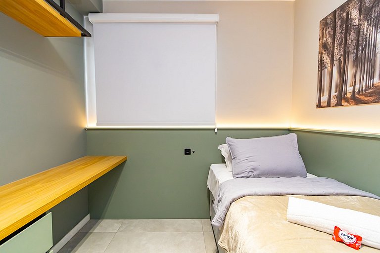 Apto Refinado com 2 quartos e Vaga - SOU0408A