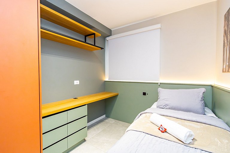 Apto Refinado com 2 quartos e Vaga - SOU0408A