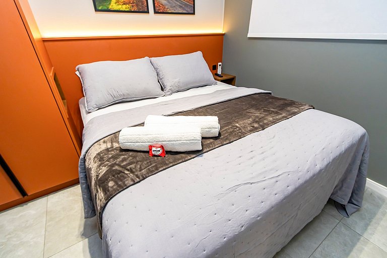 Apto Refinado com 2 quartos e Vaga - SOU0408A