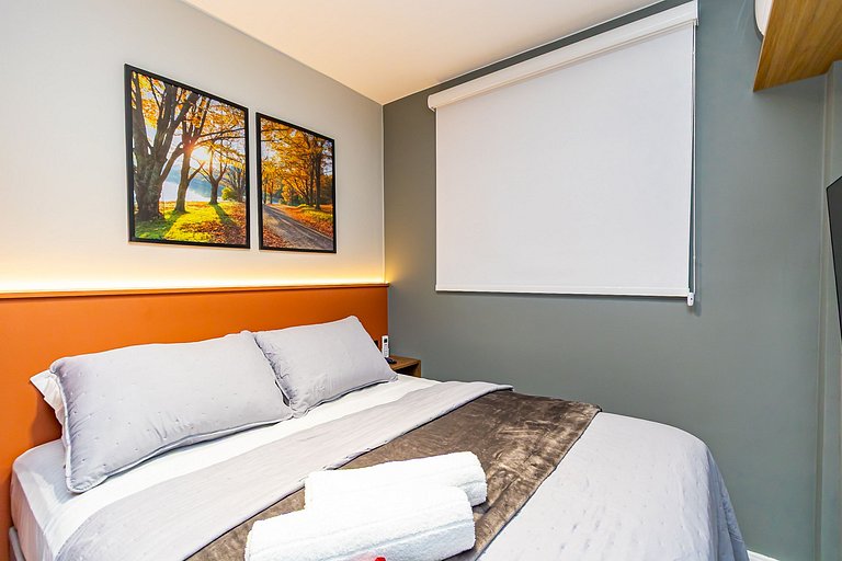 Apto Refinado com 2 quartos e Vaga - SOU0408A