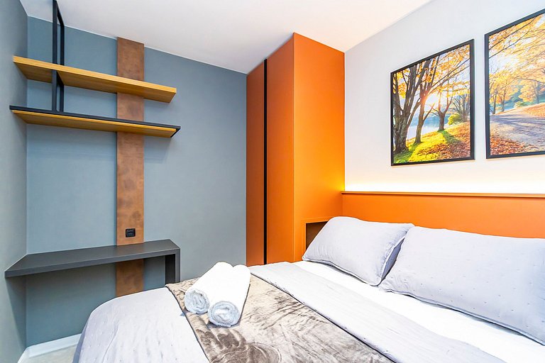 Apto Refinado com 2 quartos e Vaga - SOU0408A