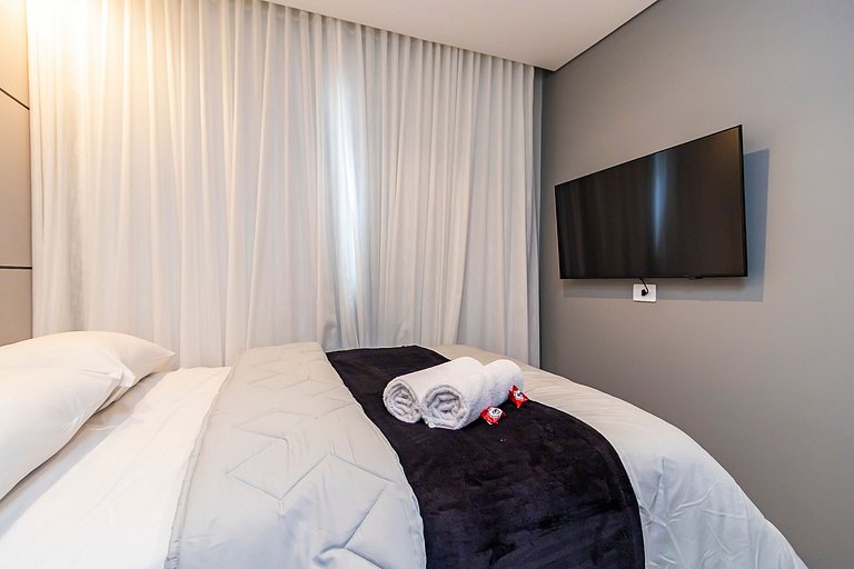 Apto de 2q Perto do Shopping Estação - NLF0602