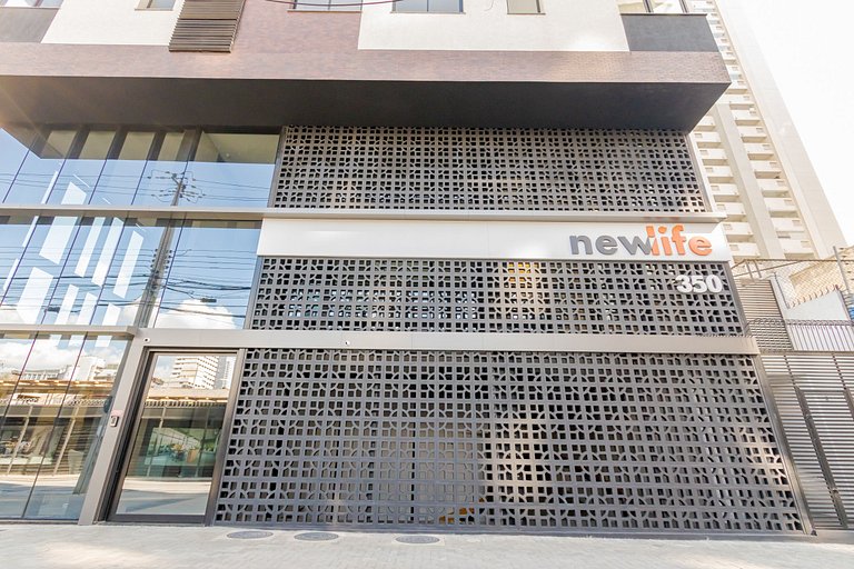 Apto de 2q Perto do Shopping Estação - NLF0602