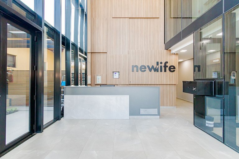 Apto de 2q Perto do Shopping Estação - NLF0602