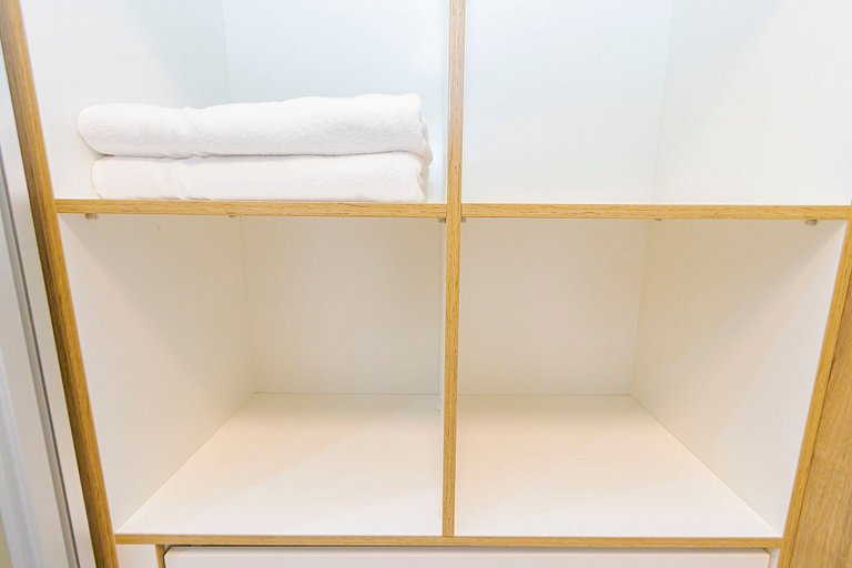 Apto de 1q com garagem no Centro - NEW1005