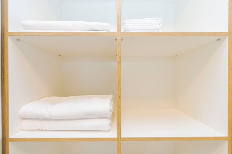 Apto de 1q com garagem no Centro - NEW1005