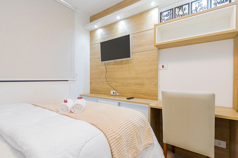 Apto de 1q com garagem no Centro - NEW1005