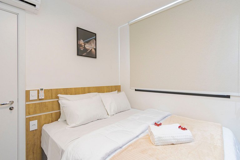 Apto de 1q com garagem no Centro - NEW1005