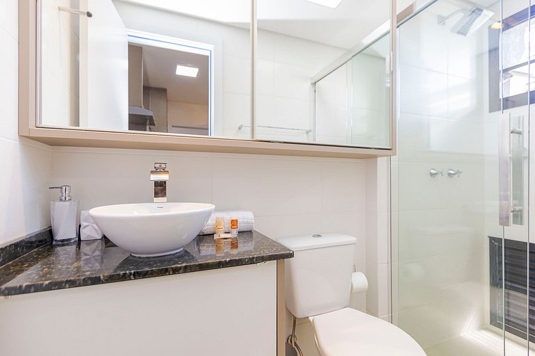 Apto de 1q com garagem no Centro - NEW1005