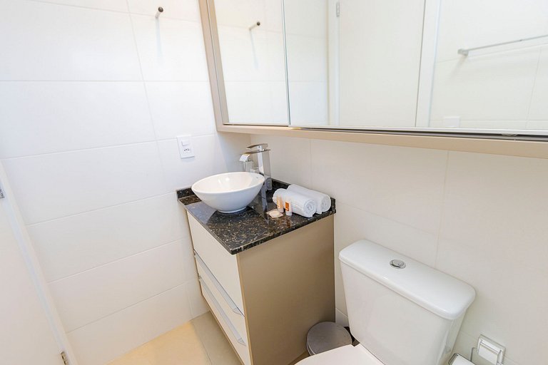 Apto de 1q com garagem no Centro - NEW1005