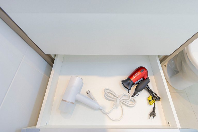 Apto de 1q com garagem no Centro - NEW1005