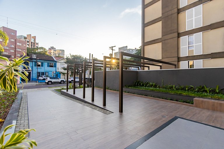 Apto em prédio com Piscina, Região Nobre - TEM0205