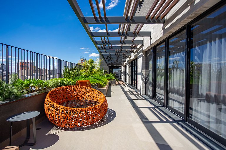 Apto em prédio com Piscina, Região Nobre - TEM0205