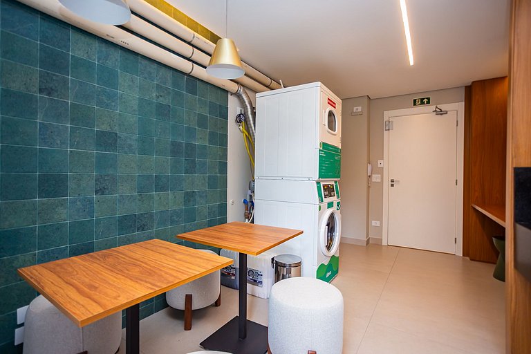 Apto em prédio com Piscina, Região Nobre - TEM0205