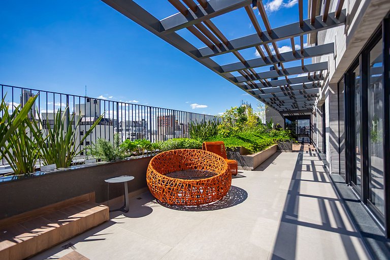 Apto em prédio com Piscina, Região Nobre - TEM0205