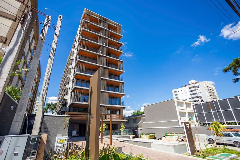 Apto em prédio com Piscina, Região Nobre - TEM0205