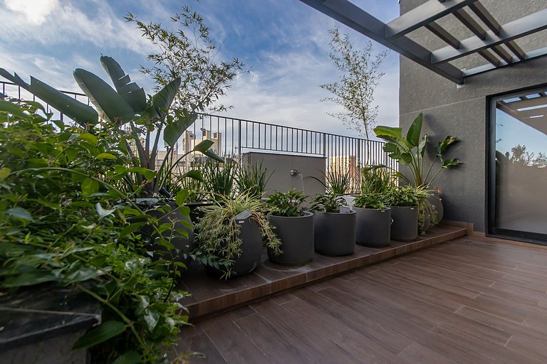 Apto em prédio com Piscina, Região Nobre - TEM0205