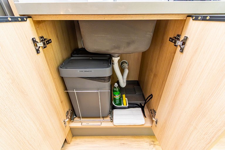 Studio Completo com Garagem no Cena Living-CNA1305