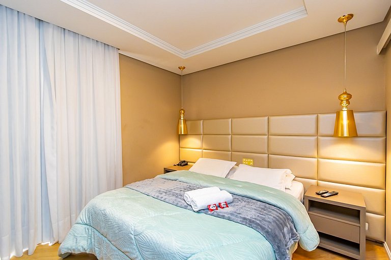 Apartamento 1 Quarto com Vaga no Batel - LUC0108