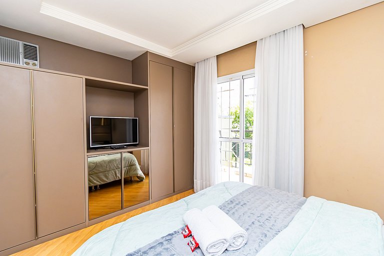 Apartamento 1 Quarto com Vaga no Batel - LUC0108