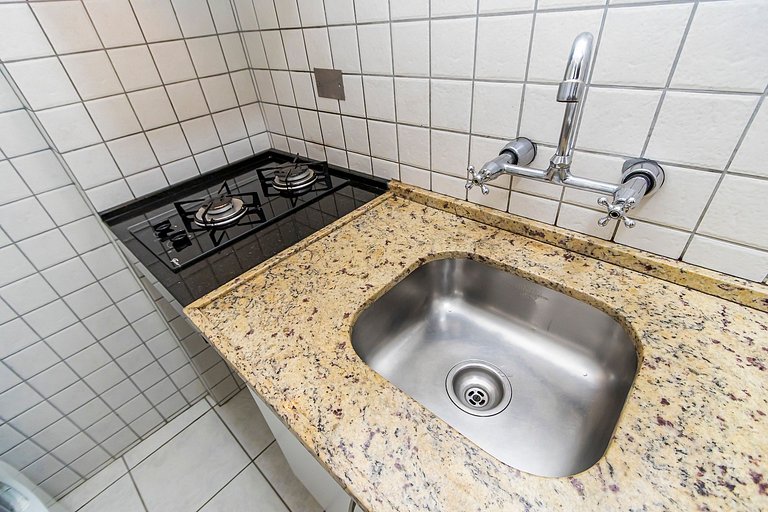 Apartamento 1 Quarto com Vaga no Batel - LUC0108