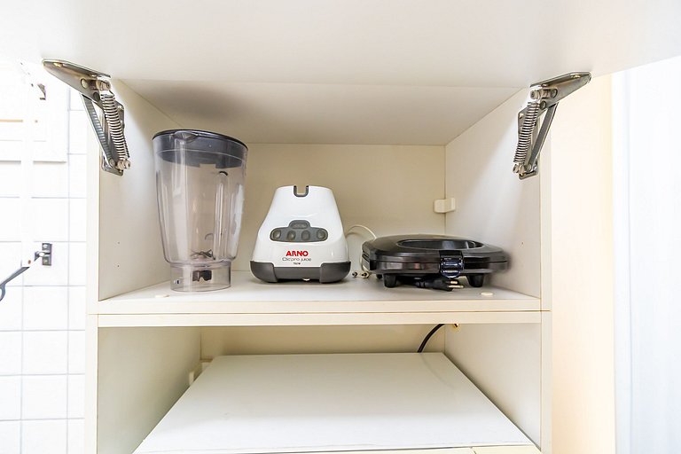 Apartamento 1 Quarto com Vaga no Batel - LUC0108