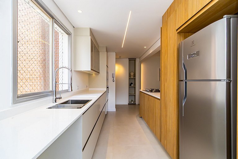 Retrofit Premium ao lado da Praça do Japão -BAR141