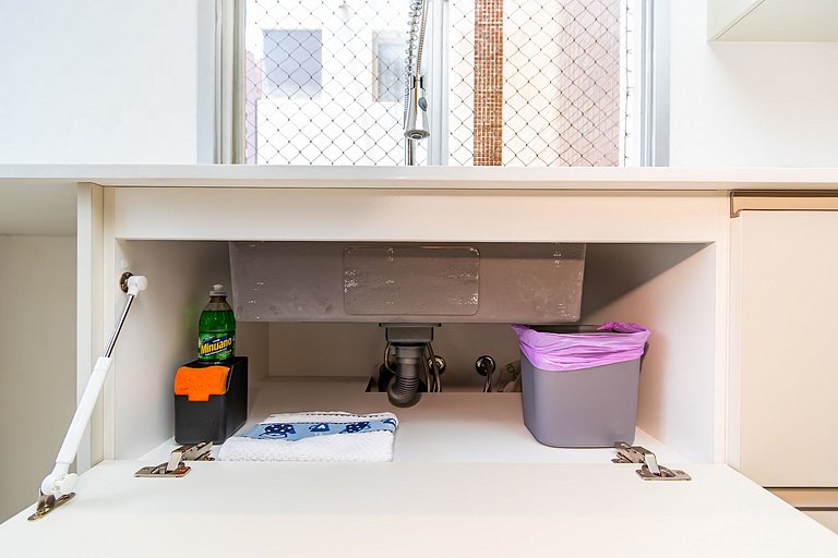 Retrofit Premium ao lado da Praça do Japão -BAR141