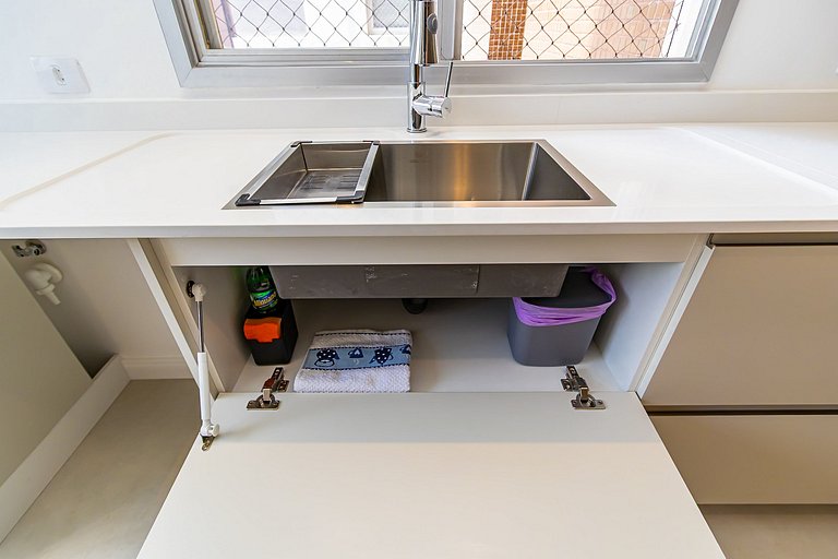 Retrofit Premium ao lado da Praça do Japão -BAR141