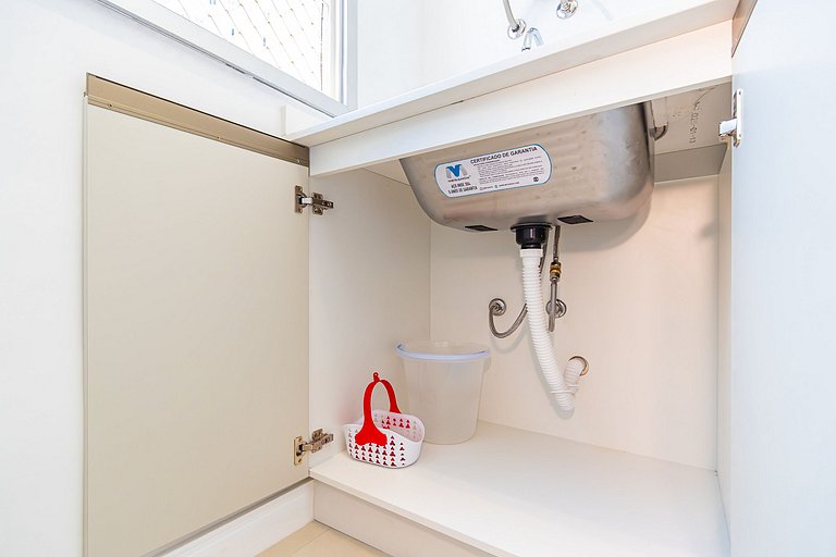 Retrofit Premium ao lado da Praça do Japão -BAR141