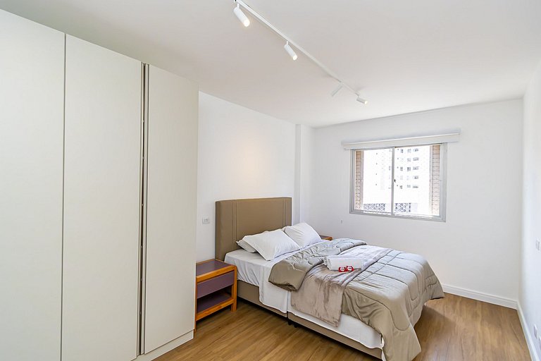 Retrofit Premium ao lado da Praça do Japão -BAR141