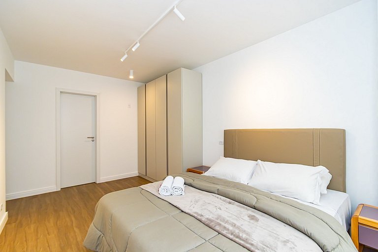 Retrofit Premium ao lado da Praça do Japão -BAR141