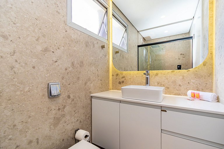 Retrofit Premium ao lado da Praça do Japão -BAR141