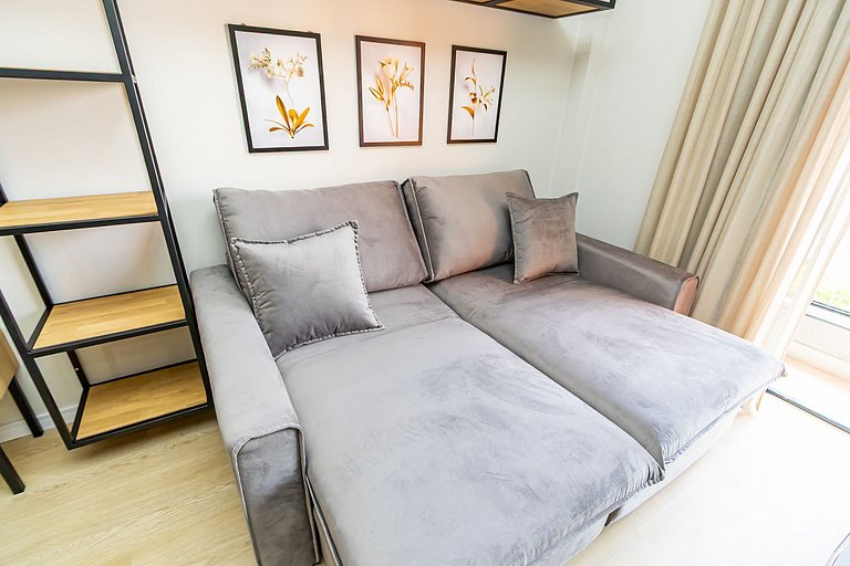 Studio em Prédio com Piscina no Portão - DOR0509B