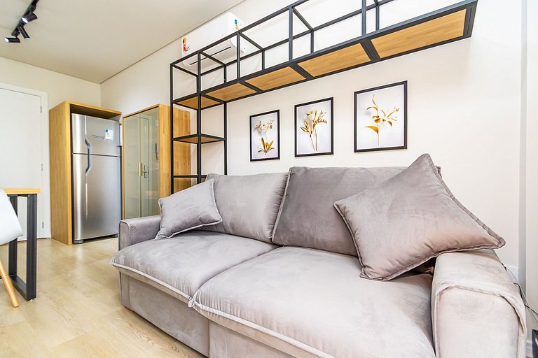 Studio em Prédio com Piscina no Portão - DOR0509B