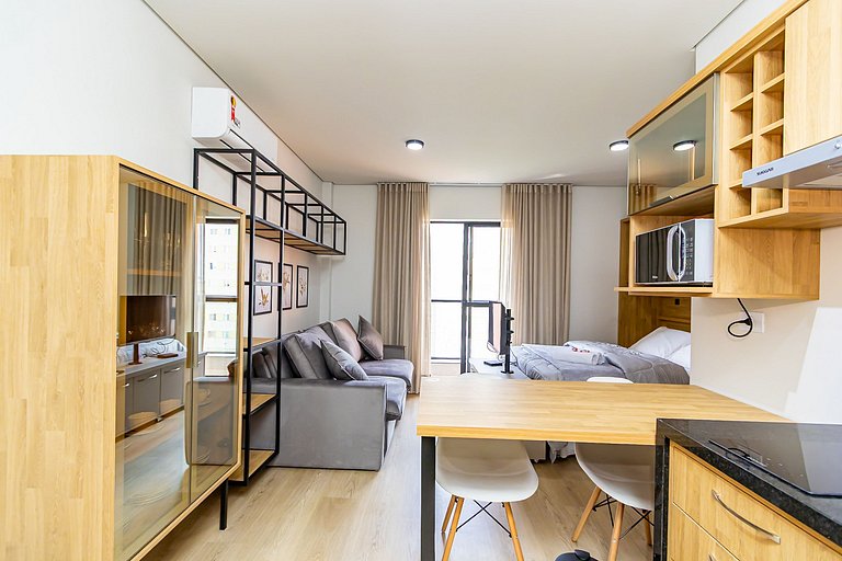 Studio em Prédio com Piscina no Portão - DOR0509B