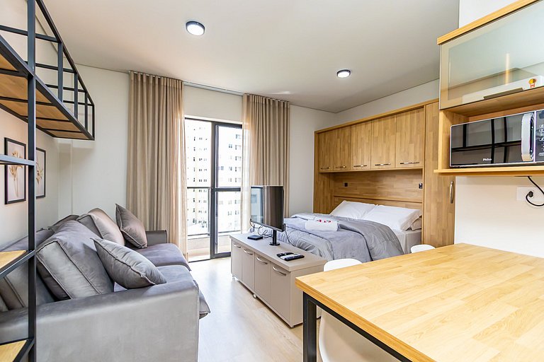 Studio em Prédio com Piscina no Portão - DOR0509B