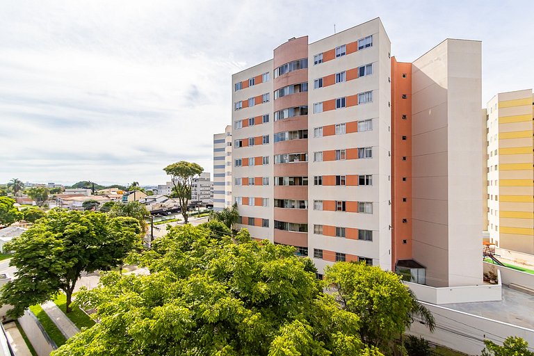 Studio em Prédio com Piscina no Portão - DOR0509B