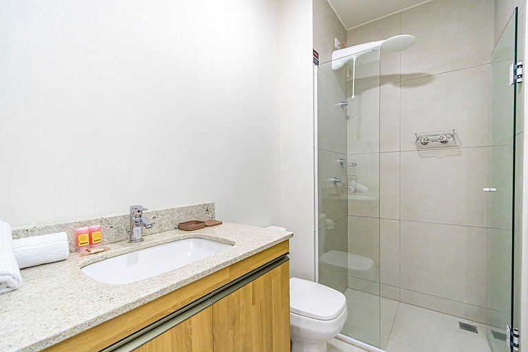 Studio em Prédio com Piscina no Portão - DOR0509B