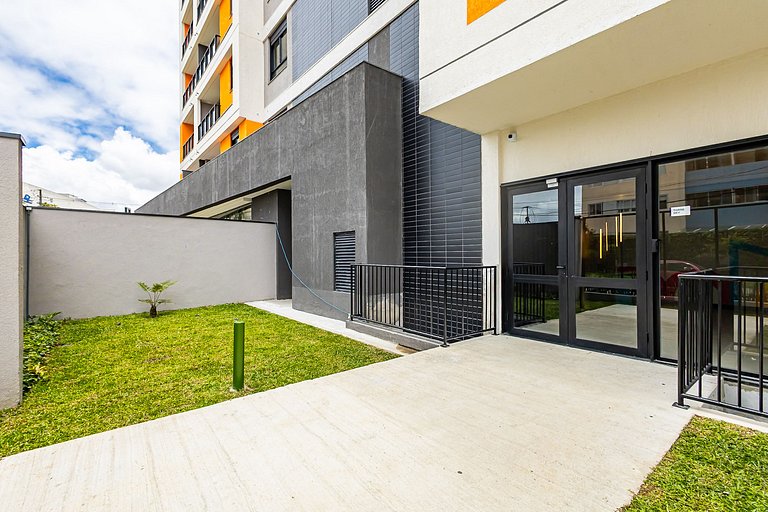 Studio em Prédio com Piscina no Portão - DOR0509B