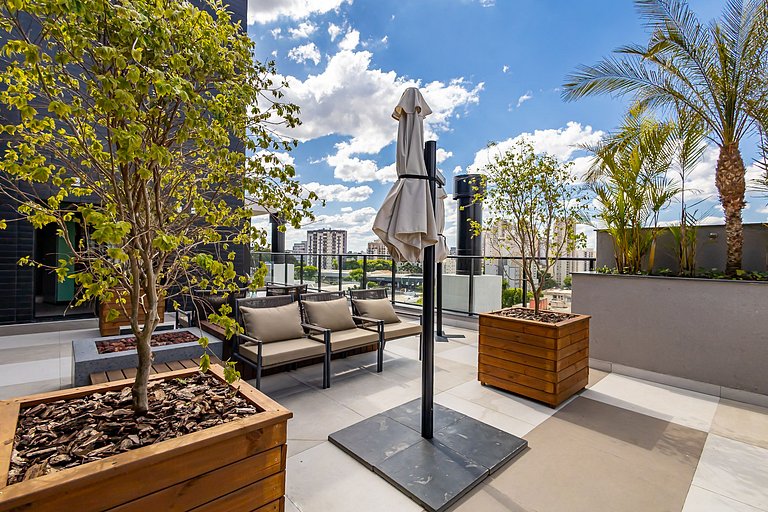 Studio em Prédio com Piscina no Portão - DOR0509B