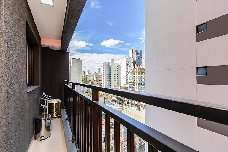 Charme Curitibano, apto 1q super completo -CNA0813