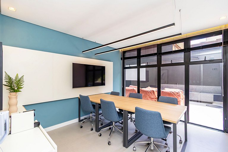 Charme Curitibano, apto 1q super completo -CNA0813