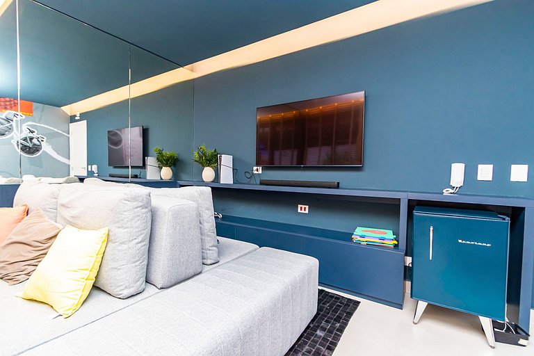 Charme Curitibano, apto 1q super completo -CNA0813