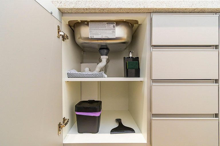 Studio com Sacada no Centro - MAN1706