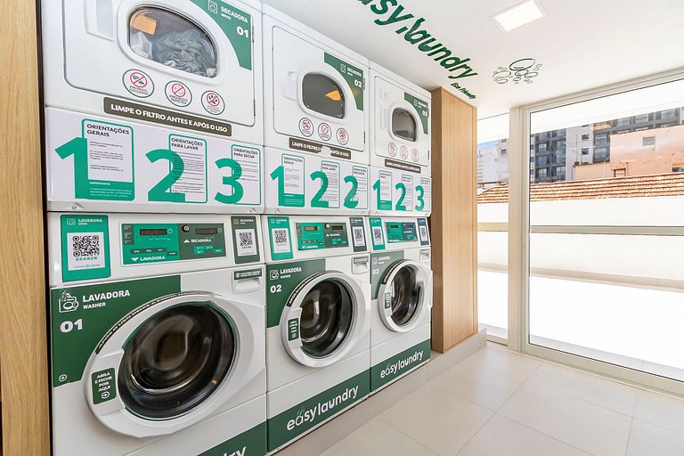 Studio em prédio novo no Centro - MAN1708