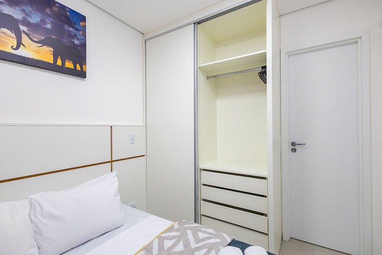 Apto de 1q no Centro, perto de tudo - FAI0410