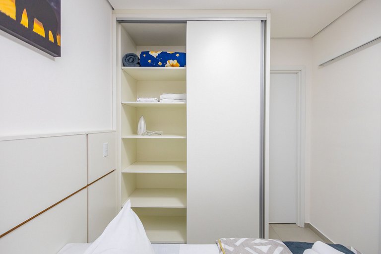 Apto de 1q no Centro, perto de tudo - FAI0410