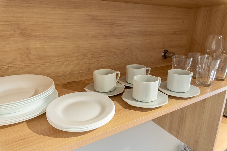 Studio com sacada no Centro - MAN1703