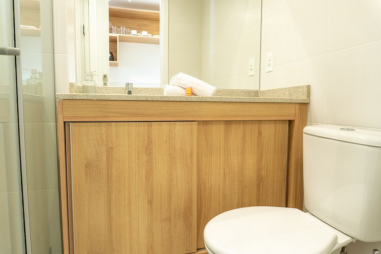 Studio com sacada no Centro - MAN1703